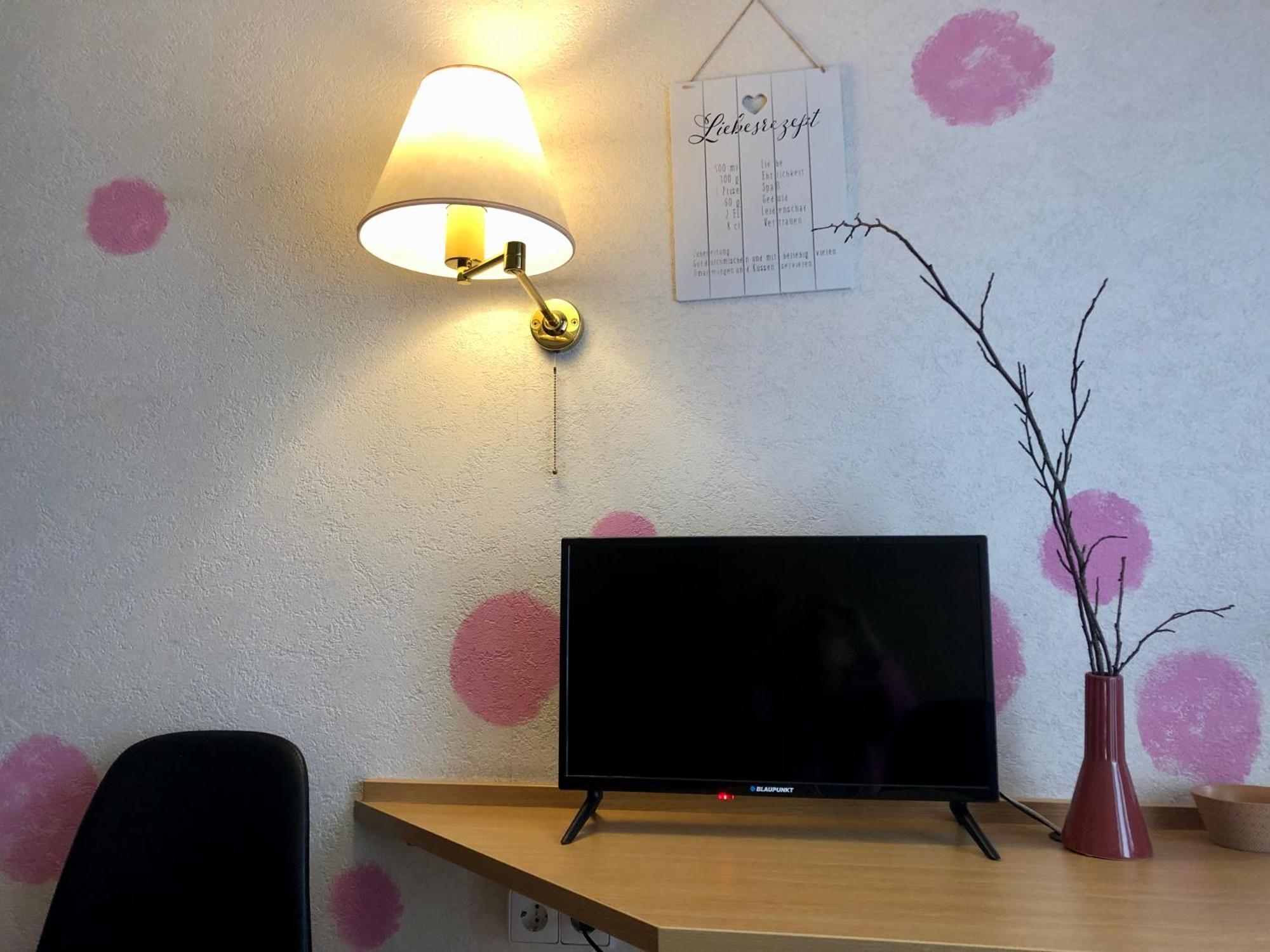 Zweibettzimmer mit Balkon